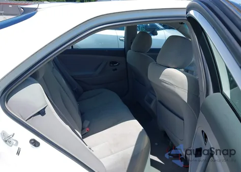 2008 Toyota Camry Le z USA, uszkodzony, nr VIN 4T1BE46K58U742789